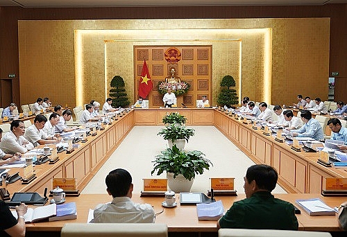0644 toan canh phien hop nobr
