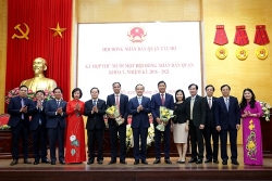 Đồng chí Nguyễn Đình Khuyến được bầu giữ chức Chủ tịch UBND quận Tây Hồ