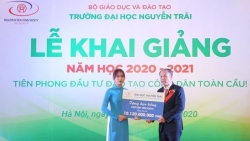 Trường Đại học Nguyễn Trãi khai giảng và trao hơn 10 tỷ đồng học bổng cho các tân sinh viên