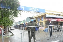 Chợ Long Biên hoạt động trở lại từ ngày mai (21/10)