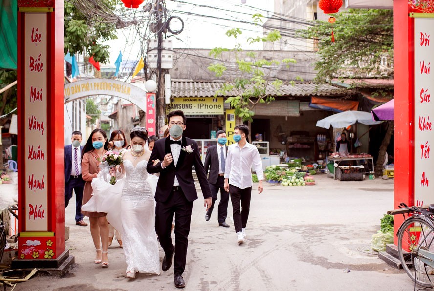 Một đám cưới thu hẹp quy mô được tổ chức tại phường Phú Lãm (quận Hà Đông) 