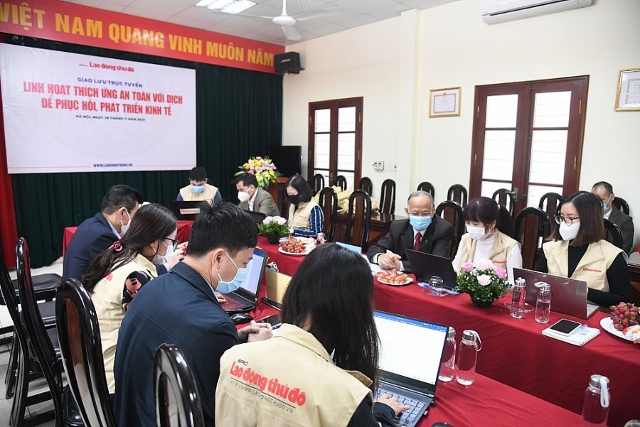 Quang cảnh buổi giao lưu