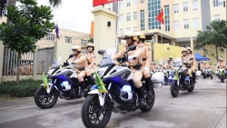 Cảnh sát giao thông ra quân bảo đảm an toàn giao thông phục vụ Đại hội Đảng và Tết Nguyên đán