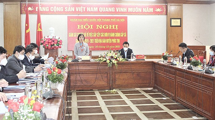 Đoàn đại biểu Quốc hội thành phố Hà Nội giám sát tại huyện Phúc Thọ.