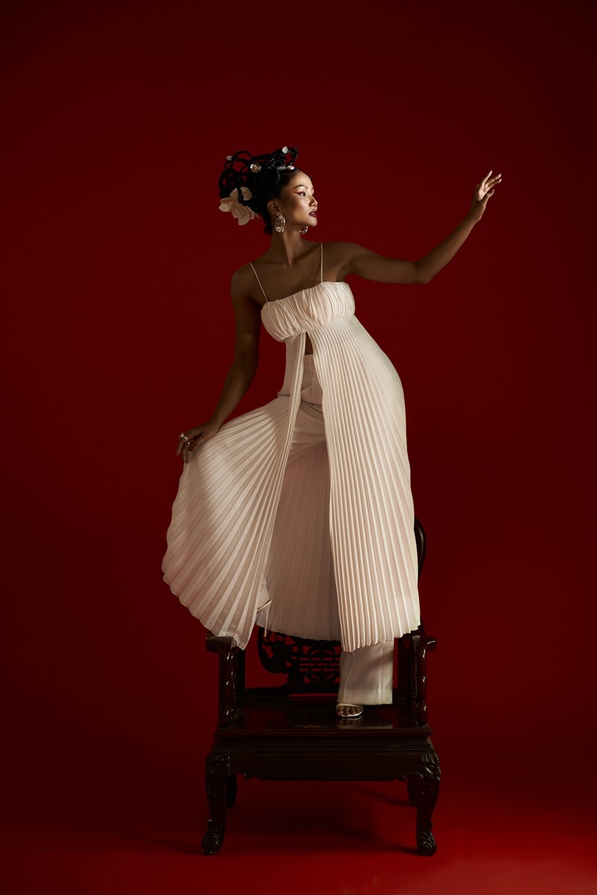 Từ một cô gái suýt kết hôn năm 14 tuổi đến Top 5 Miss Universe 2018, H’Hen Niê có một hành trình dài mà lòng kiên định, vững tâm là kim chỉ nam giúp cô thực hiện được ước mơ và hoài bão của mình.