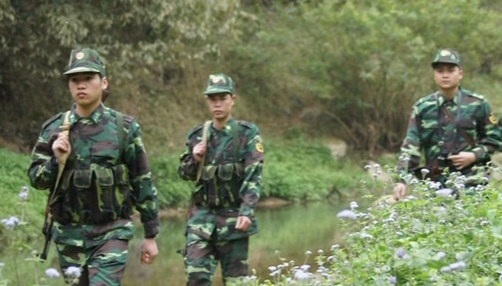 Lực lượng Biên phòng tuần tra biên giới, chống dịch Covid-19