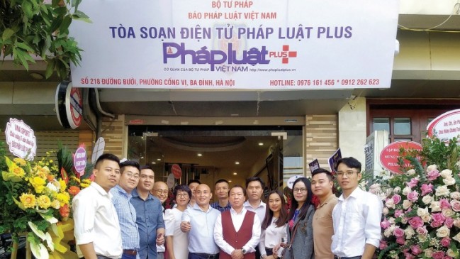 Pháp luật Plus: "Sự khác biệt gầy dựng nên thương hiệu điện tử chuyên biệt"