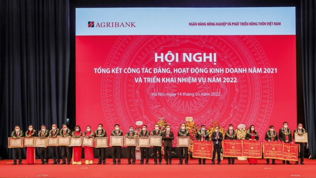 Điểm nhấn của Agribank năm 2021