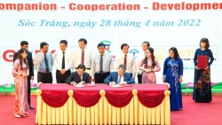 Trungnam Group ký kết đầu tư nhiều dự án năng lượng và công nghiệp tại Sóc Trăng