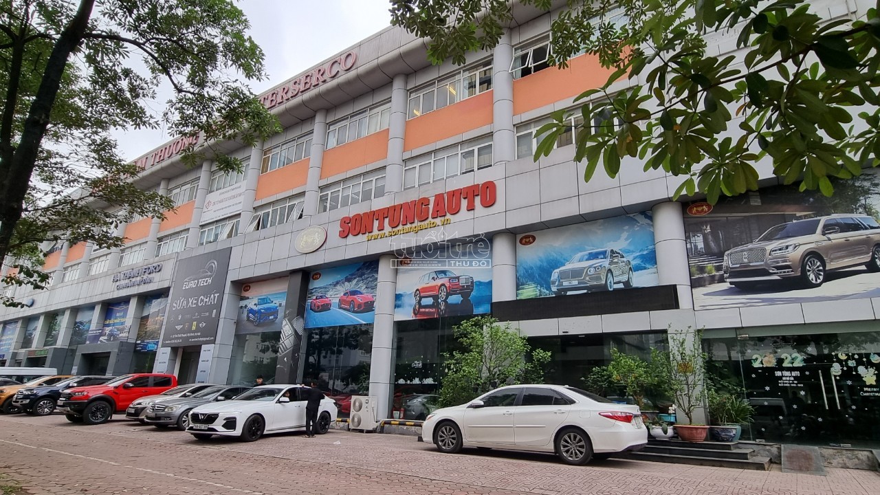 Cục Thuế Hà Nội không thông tin số thuế nộp của 3 showroom nghi bán ô tô biếu tặng