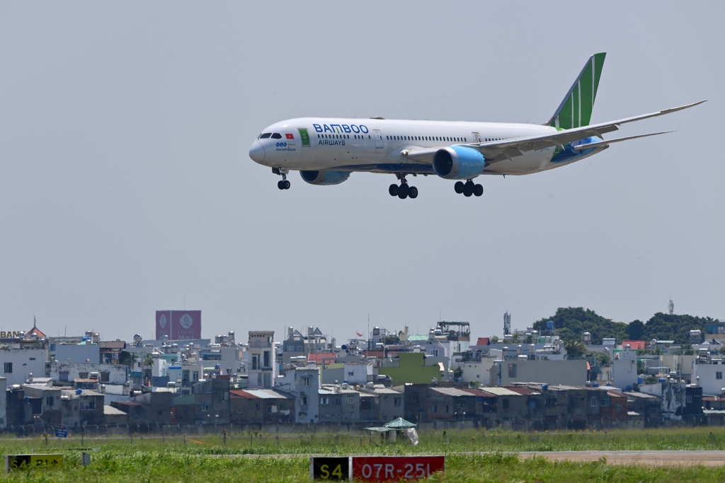 Chuyến bay đặc biệt của Bamboo Airways đón những “chiến binh sao vàng” về nước