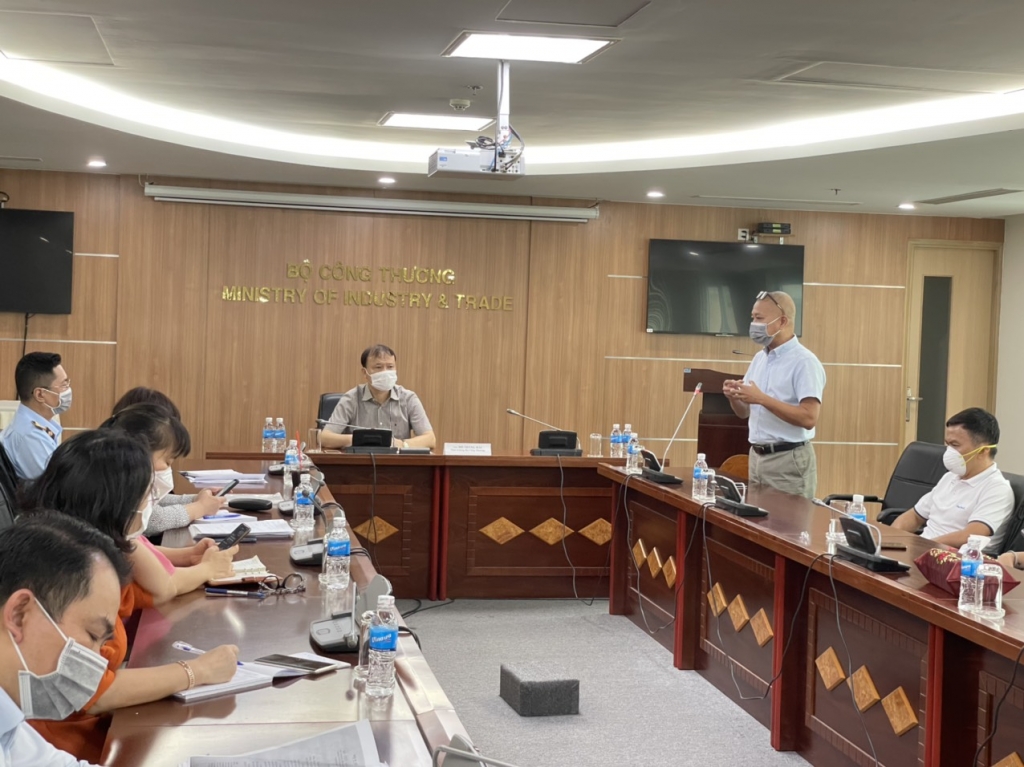 Thứ trưởng Bộ Công thương yêu cầu Bách Hóa Xanh khắc phục ngay vi phạm