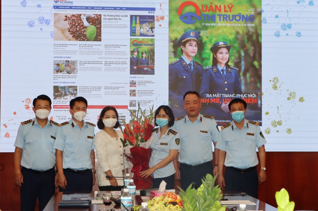 Ra mắt Tạp chí Quản lý thị trường