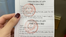 Một số phường ở Hà Nội phát “thẻ đi chợ” cho người dân theo ngày chẵn, lẻ