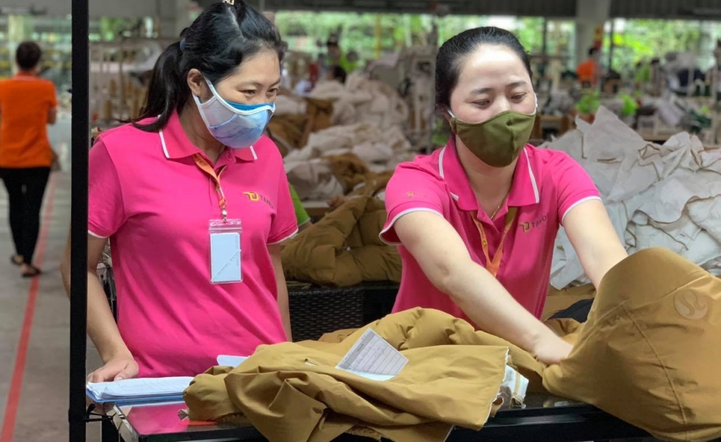 Mối nguy khiến doanh nghiệp mong manh như “ngọn đèn trước gió”