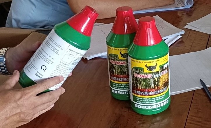 Một cửa hàng bị phạt vì bán thuốc bảo vệ thực vật chứa chất cấm