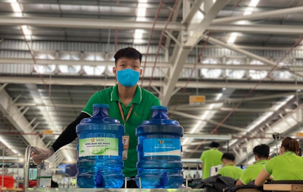 Chính phủ: Cắt giảm chi phí, hỗ trợ dòng tiền cho doanh nghiệp, hộ kinh doanh