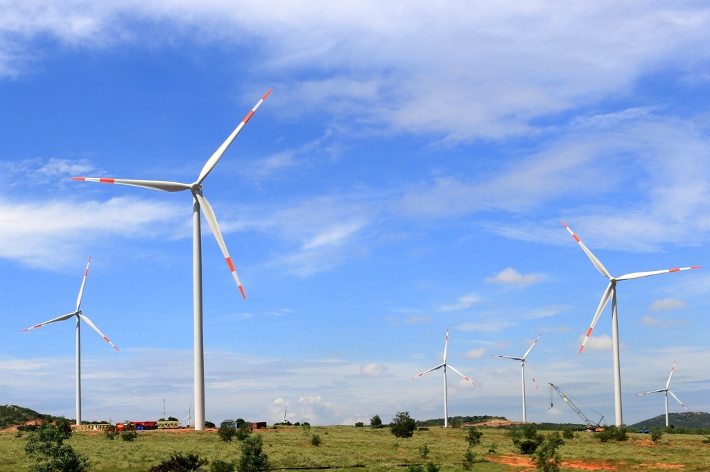 Các tỉnh “sốt ruột”, Chính phủ yêu cầu xem xét đề xuất gia hạn giá ưu đãi cho điện gió