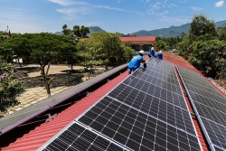 Bộ Công thương: Sẽ sớm có cơ chế mới về giá bán điện mặt trời mái nhà