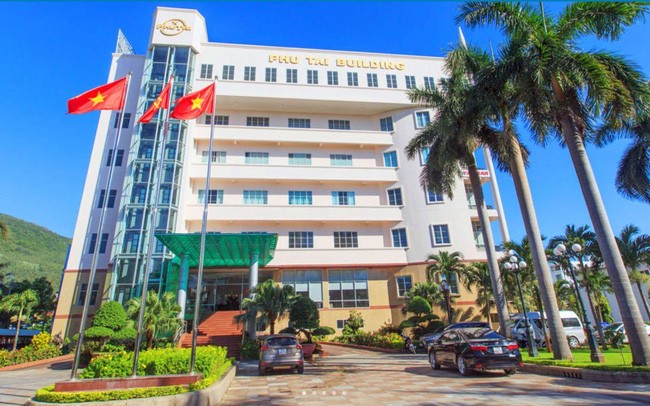 Người phụ trách quản trị Công ty Cổ phần Phú Tài liên tục bán chui cổ phiếu