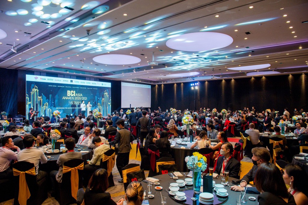 Tiệc trao giải BCI Asia Awards 2020/2021 được tổ chức trang trọng tại khách sạn Sheraton Saigon quy tụ nhiều doanh nghiệp hoạt động trong lĩnh vực phát triển bất động sản và kiến trúc
