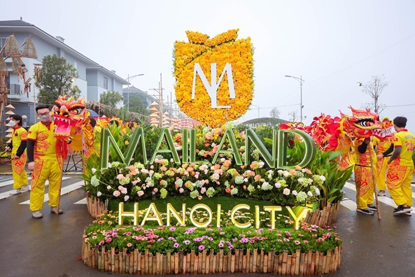 Biểu tượng logo của Mailand Hanoi City là điểm nhấn nổi bật giàu ý nghĩa có hình dáng một bông hoa và cách điệu tựa như cả chiếc khiên đẹp đẽ và che chở mọi cư dân