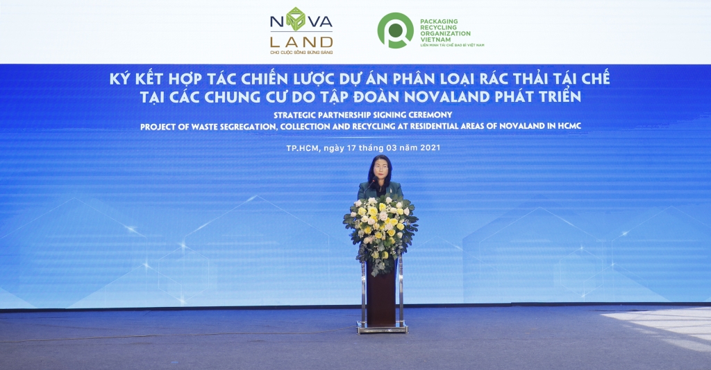 Bà Lê Thị Thanh Mỹ - Phó Giám đốc Sở Tài nguyên & Môi trường phát biểu tại chương trình.