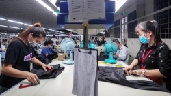 TP Hồ Chí Minh: F1 đã tiêm đủ liều vắc xin được đi làm, học tập