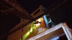 TP HCM: Cháy chung cư mini, 24 người được giải cứu