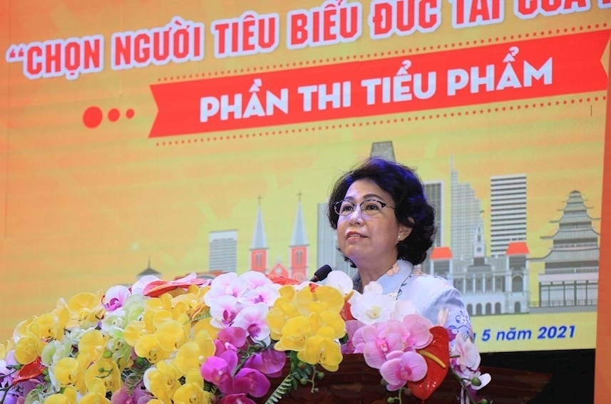 Chủ tịch Ủy ban MTTQ Việt Nam TP HCM Tô Thị Bích Châu phát biểu tại hội thi
