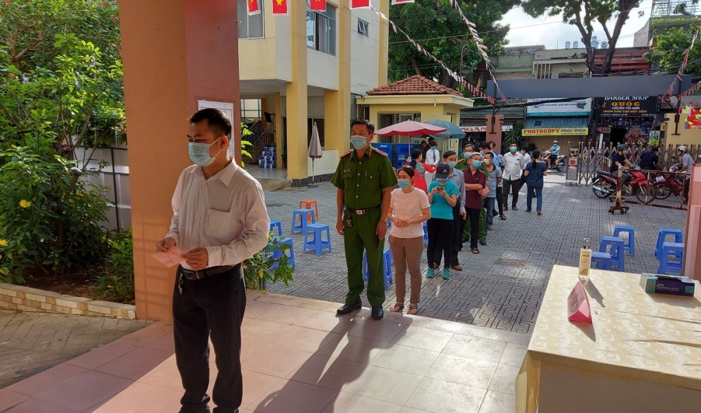 bầu cử tại Tổ Bầu cử số 56, phường Tân Quý, quận Tân Phú