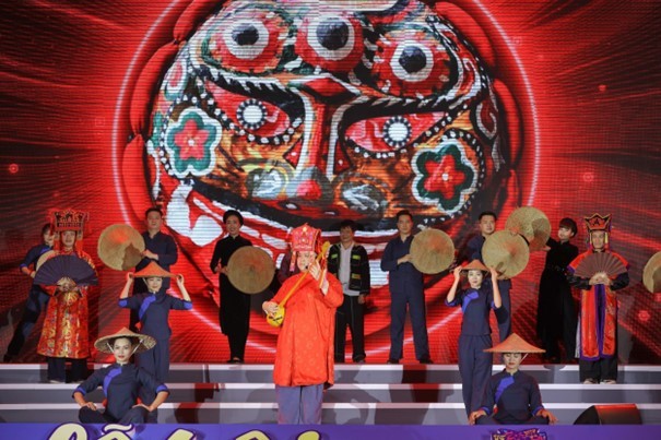 Tổ hợp ca - múa thể hiện sắc màu văn hoá dân tộc Lạng Sơn