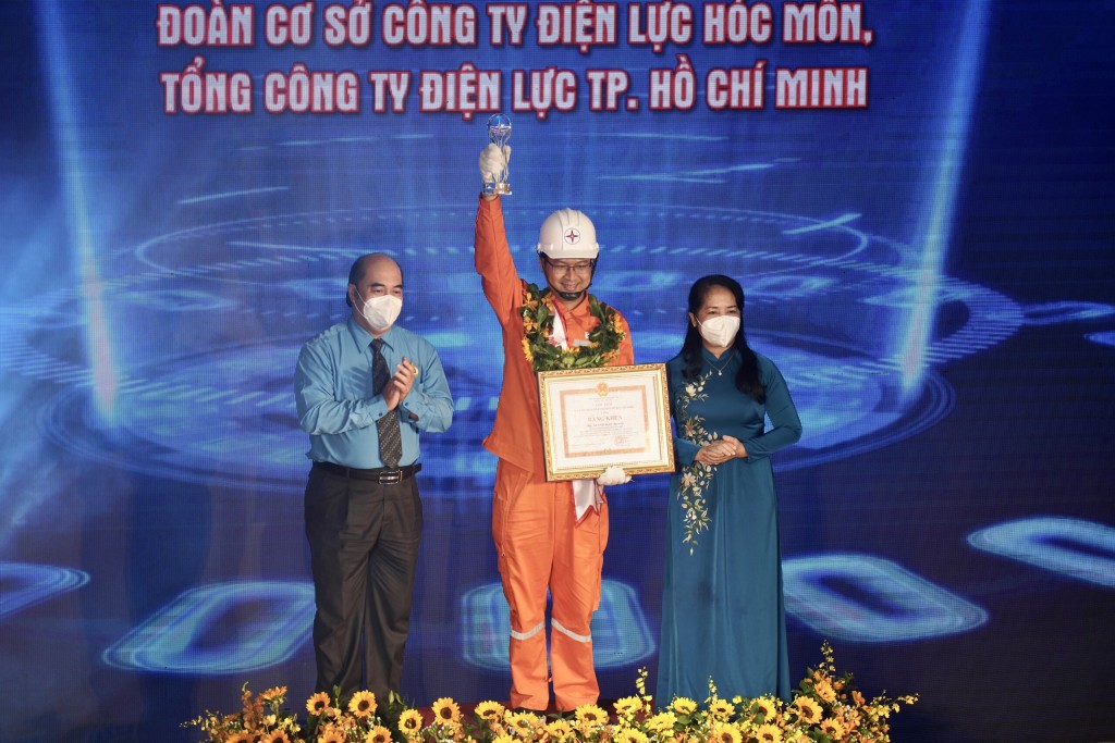 kỹ sư Huỳnh Ngọc Hoàng