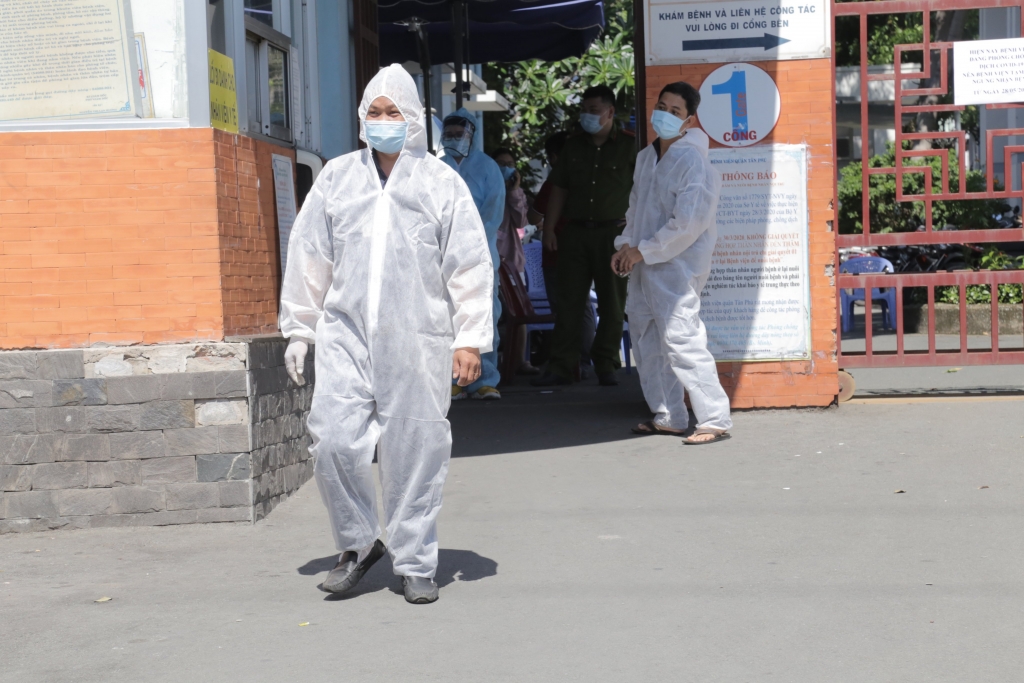 Bệnh viện quận Tân Phú tiếp tục bị phong tỏa vì 2 nhân viên nhiễm Covid-19