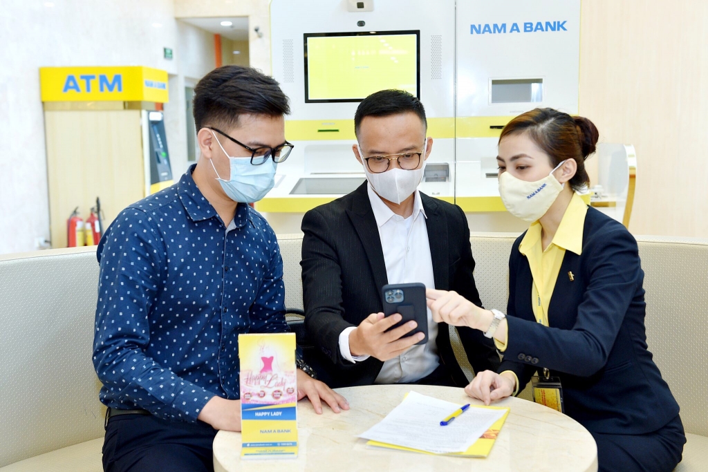 Nam A Bank tiên phong khoản nhanh NAPAS 247 bằng mã QR