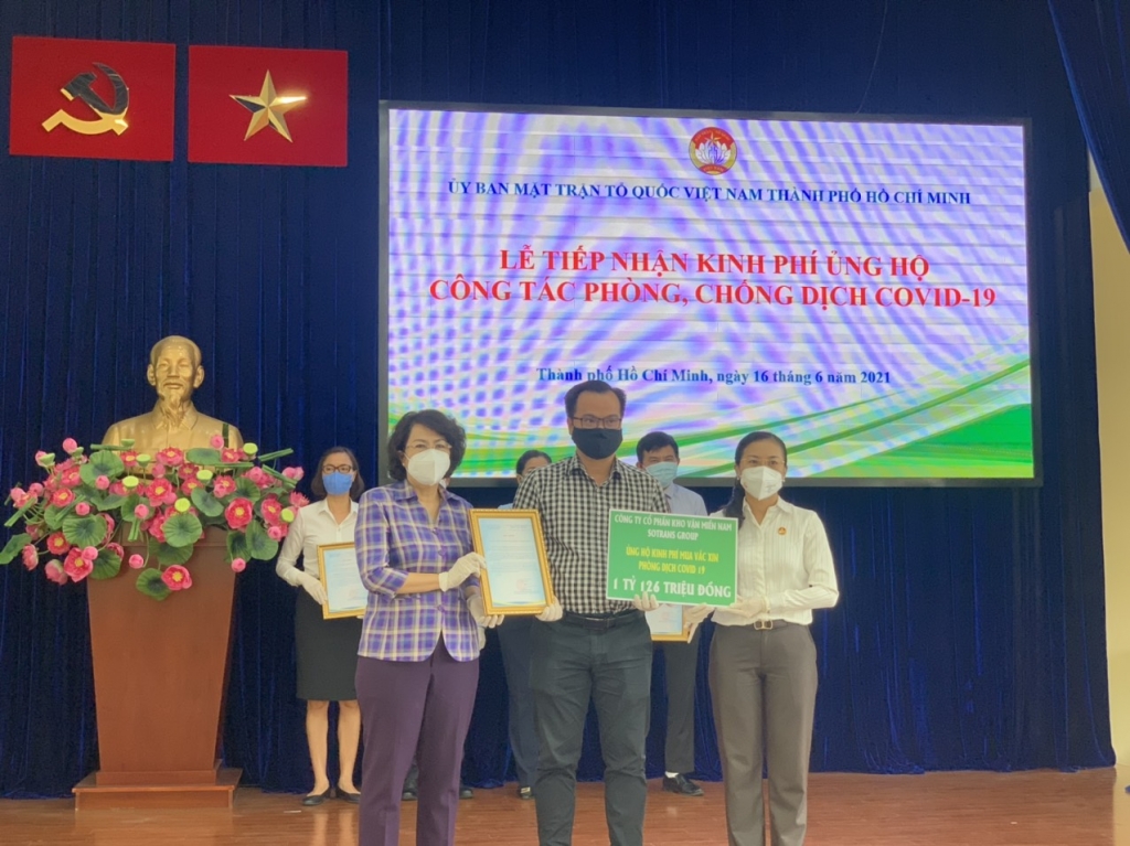 Nhiều doanh nghiệp, tập thể, cá nhân ủng hộ công tác phòng, chống dịch Covid-19 tại TP HCM