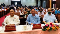 Chủ tịch nước Nguyễn Xuân Phúc tiếp xúc cử tri tại TP Hồ Chí Minh