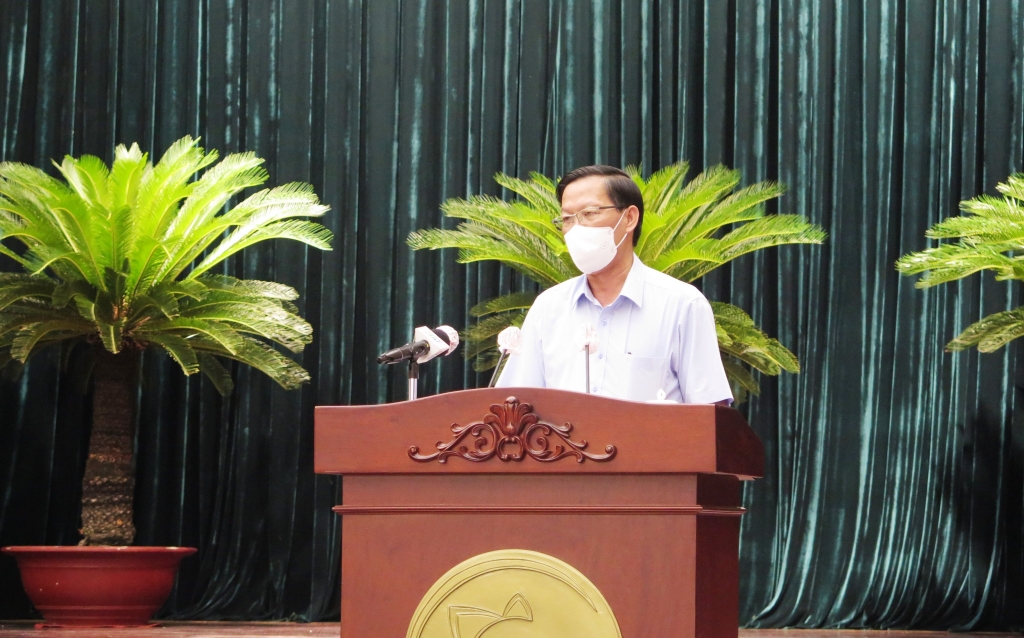 Phó Bí thư thường trực Thành ủy TP HCM Phan Văn Mãi thông tin về tình hình dịch bệnh Covid-19 trên địa bàn Thành phố
