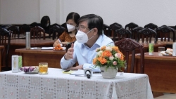 Chủ tịch TP HCM Nguyễn Thành Phong làm việc với quận Tân Bình về công tác phòng, chống dịch Covid-19