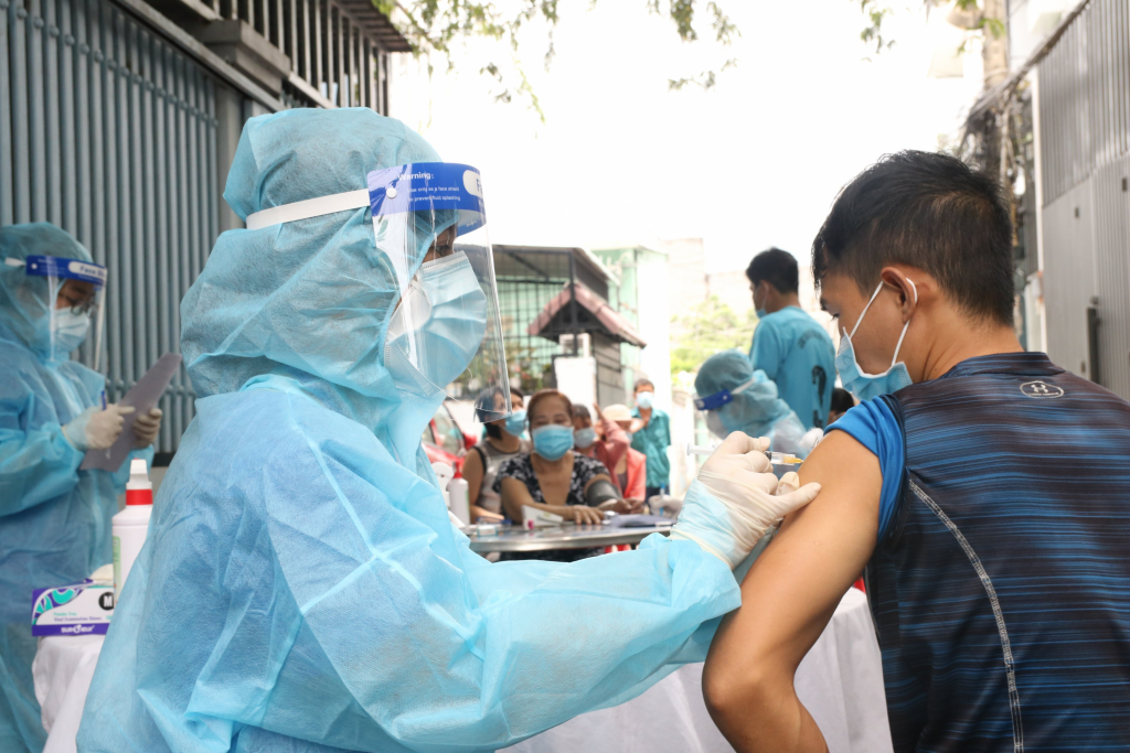 Tiêm vaccine tại TP HCM (Ảnh minh họa)