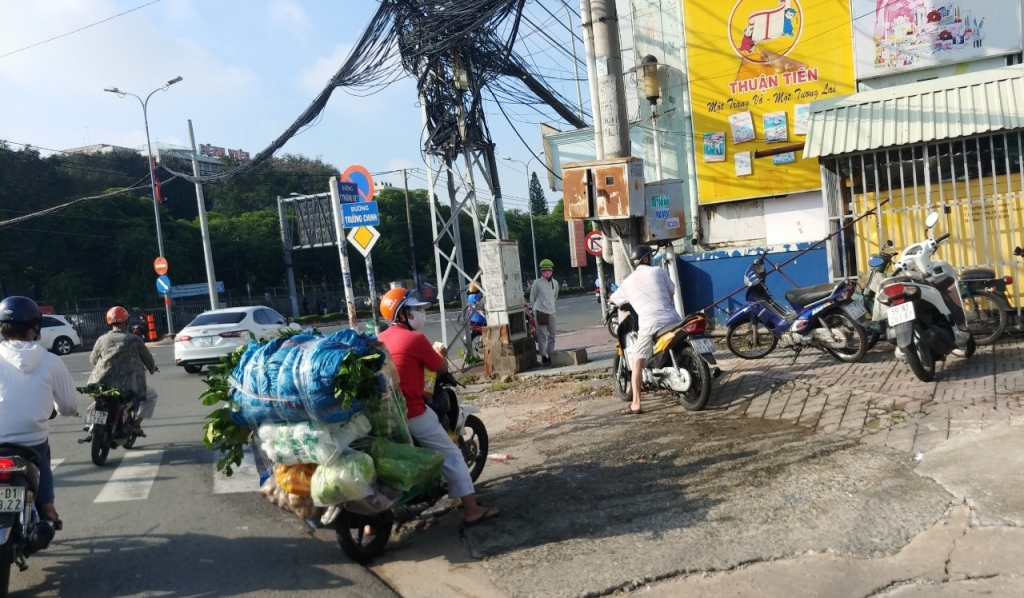 Góc đường Trường Chinh giao Lý Thường Kiệt (Tân Bình)