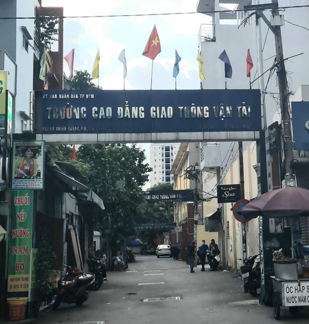 Hàng loạt sai phạm nghiêm trọng tại các Trung tâm đào tạo lái xe ô tô ở TP HCM