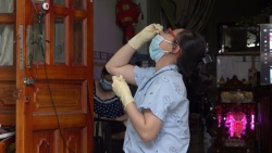 Thứ trưởng Bộ Y tế Nguyễn Trường Sơn đề nghị người dân tự test nhanh Covid-19