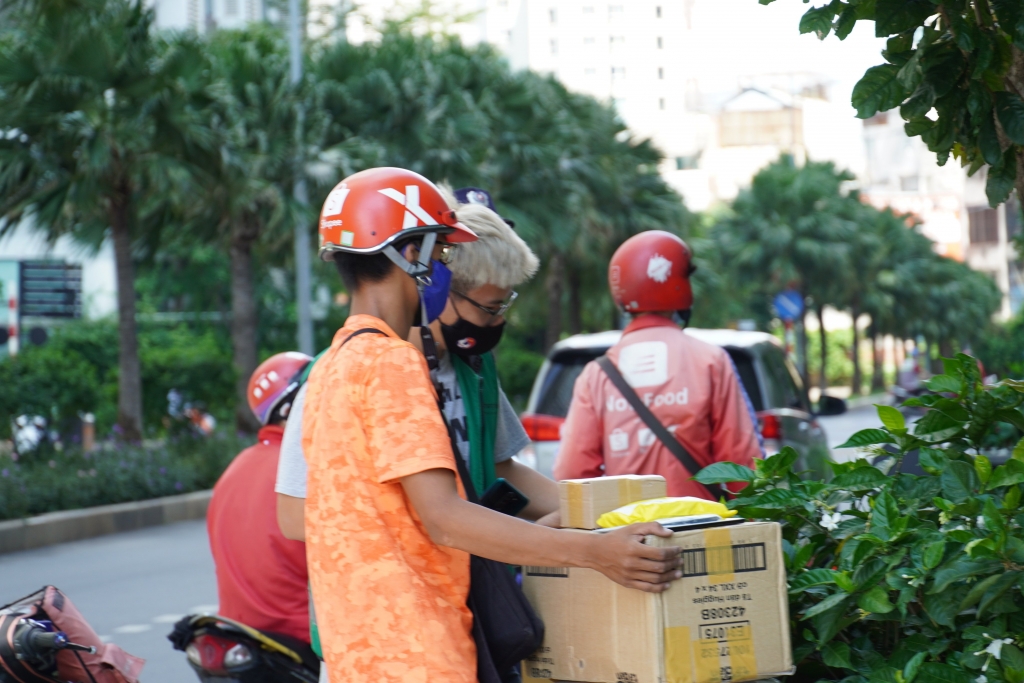 TP Hồ Chí Minh: Gia hạn xét nghiệm nhanh, miễn phí cho lực lượng shipper đến hết ngày 15/9