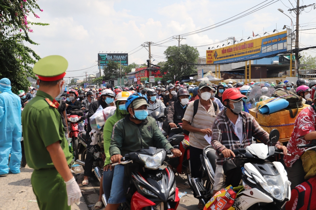 Bộ Tư lệnh TP Hồ Chí Minh sẽ đưa người dân về quê