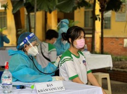 TP Hồ Chí Minh rà soát tiêm vaccine phòng COVID-19 cho trẻ từ 12-17 tuổi