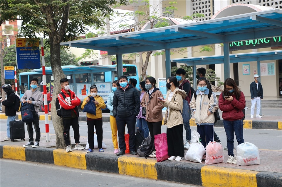 Tin tức trong ngày 29/1: Hà Nội tạm dừng hoạt động vận tải hành khách đến Quảng Ninh và ngược lại