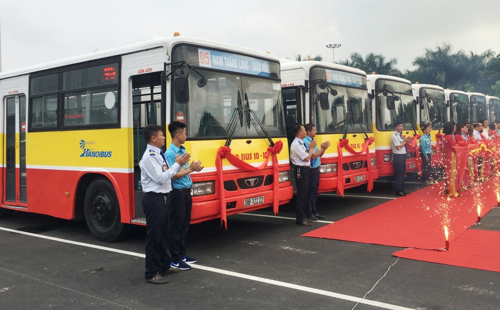 Hà Nội mở thêm 4 tuyến buýt mới ra ngoại thành từ ngày 1/2