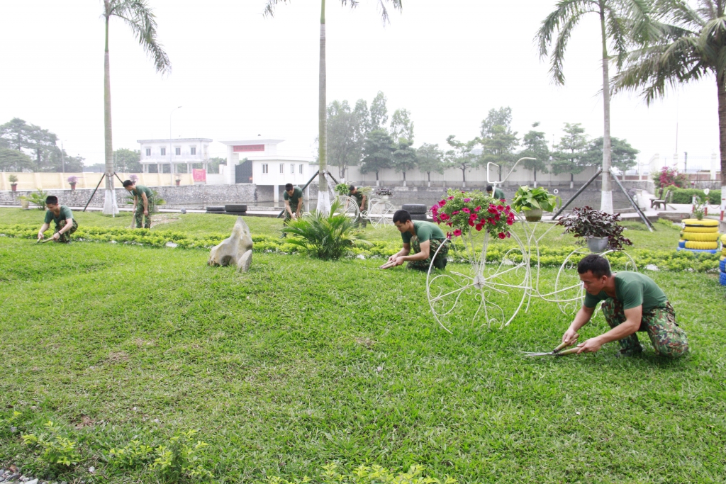 Tuổi trẻ Bộ Tư lệnh Thủ đô Hà Nội thi đua hưởng ứng Tháng Thanh niên