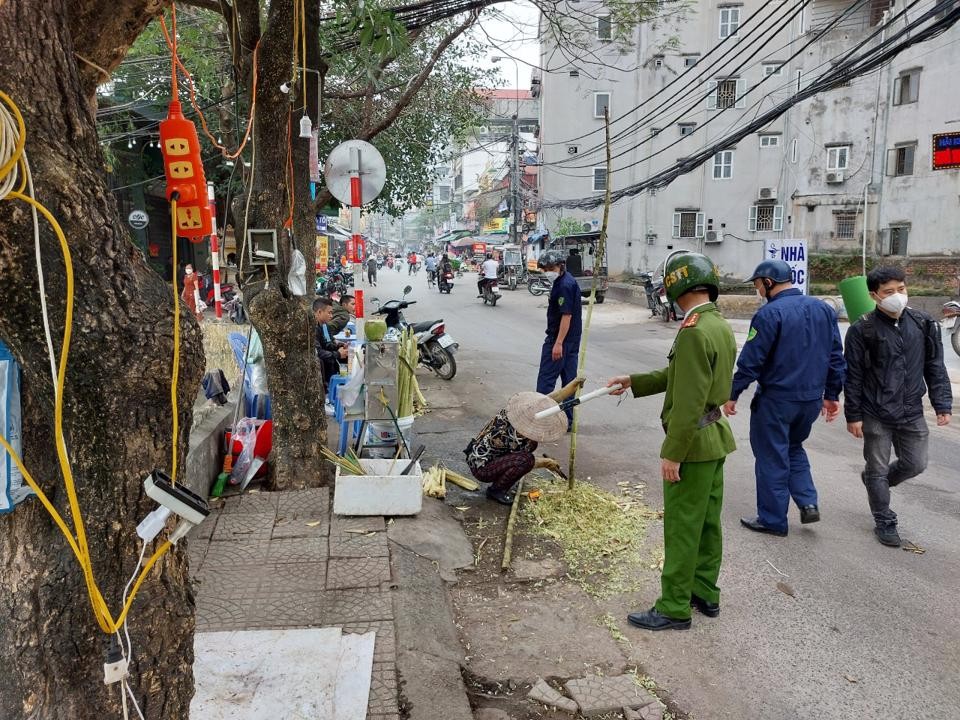 Hà Nội: Các quận, huyện ra quân chấn chỉnh tình trạng mất trật tự đô thị